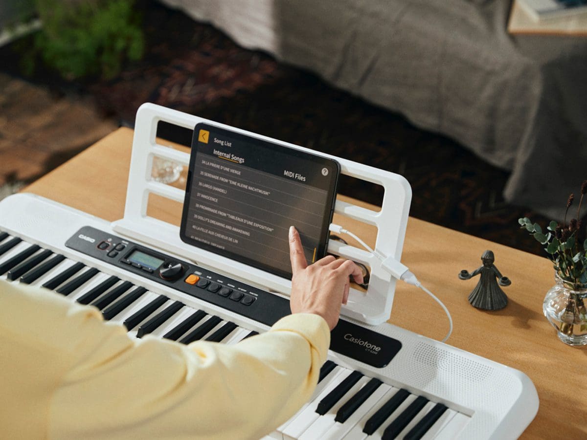 CT-S200WE | Casiotone | CASIO